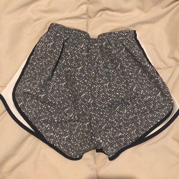 Dri Fit Shorts - Picture 2 of 3
